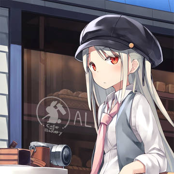 original, girl with camera, short pants / カメラっこ